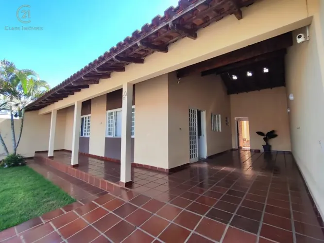 Casa à venda em Londrina, Conjunto Habitacional Órion, com 3 quartos, com 191.53 m²
