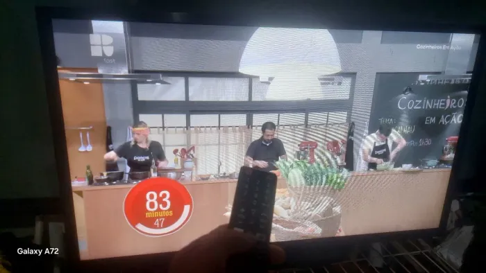 Smarth tv 32, Samsung Tv plus 