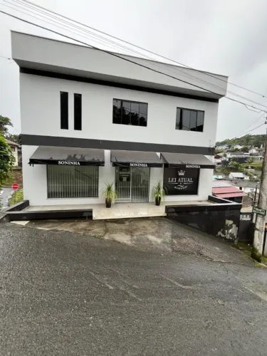 ALUGA-SE IMÓVEL COMERCIAL - 100 m²