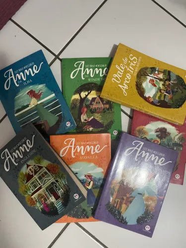 Livro anne (da série anne com ?e?)