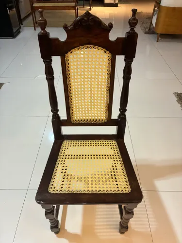 Cadeira estilo  Jacobiano de hall de entrada 