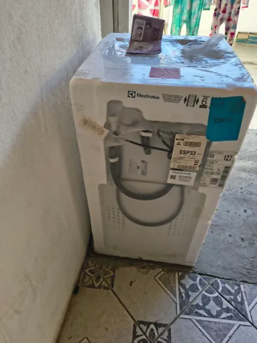 Máquina de lavar roupa Eletrolux 9 kgs