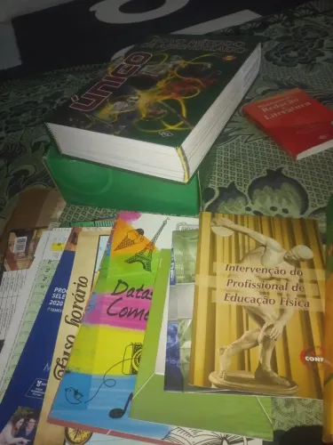 Vendo Coleção completa de Livros de redação gramática e literatura completo