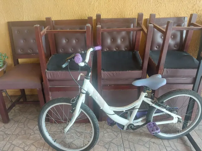 Vendo! Bicicleta Caloi Ceci Aro 20 infantil