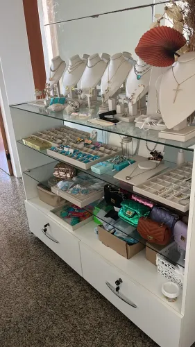 Vitrine - Balcao para comércio