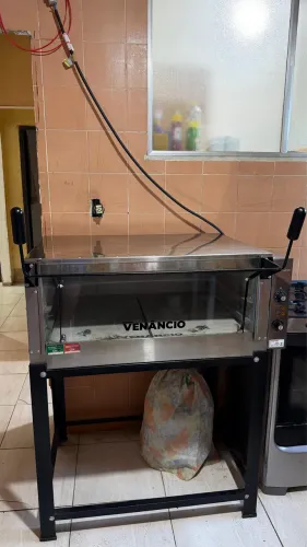 Forno Industrial Eletrico Inox Roma Venancio FERI90 220v   Forno tá muito zero