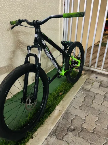 Vende-se bicicleta viking tuff 44