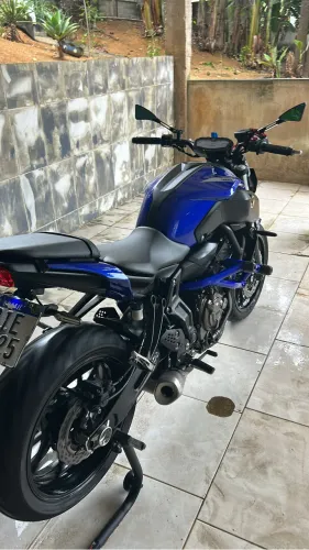 MT 07 2021 Azul