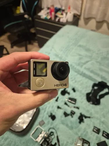 Go pro Hero 4 completa para motovlog - 3 baterias, lapela microphone cases e suportes