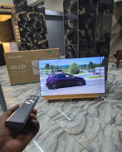 Smart TV HISENSE QLED Q6 85 Polegadas Lacrada