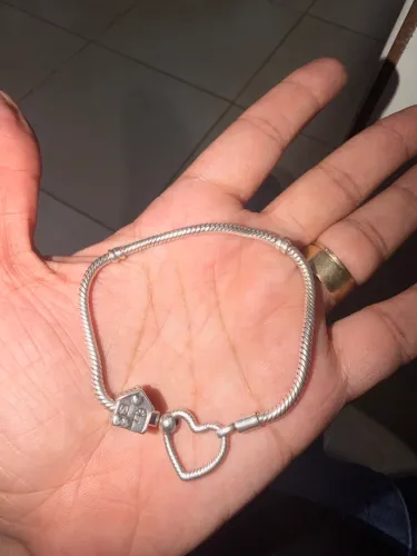 Pandora
