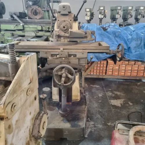 FRESADORA UNIVERSAL ROCCO RFU-1A