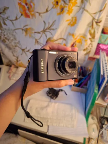 Câmera Samsung ST66