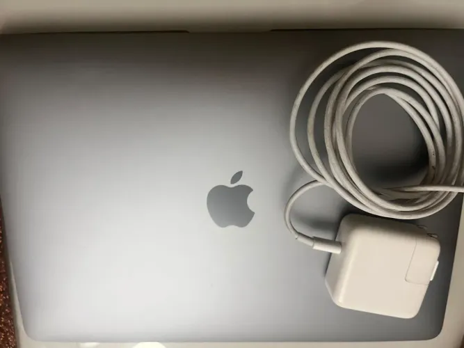 MacBook Air M1 2020 13? | 8GB RAM | SSD 256GB