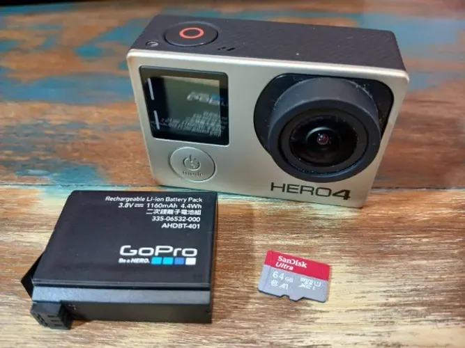 Gopro Hero 4 Silver Perfeita Com 64gb E Acessórios