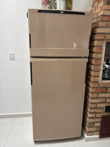 Geladeira BRASTEMP Duplex FrostFree Zyrium Clean