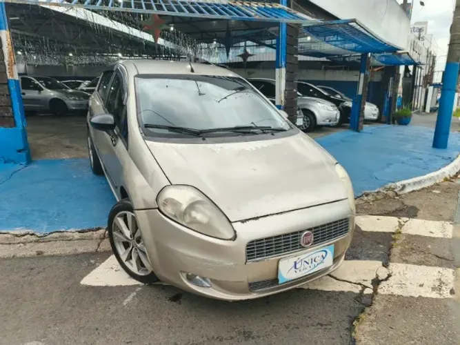 Fiat Punto ELX 1.4 Fire Flex 8V 5P 2008