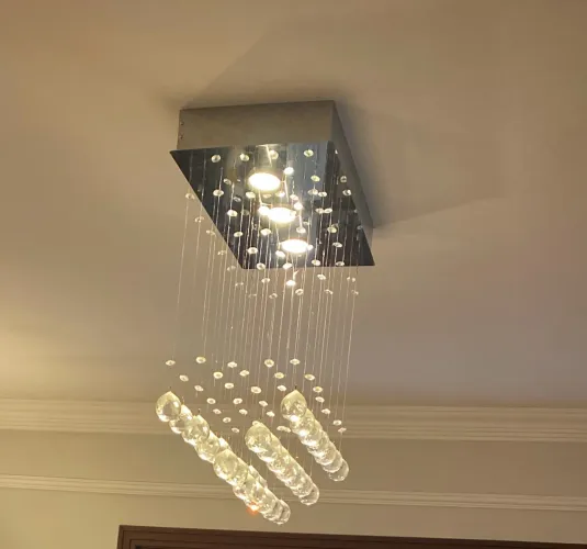 lustre de cristais efeito cascata, para salas e mesas de jantar