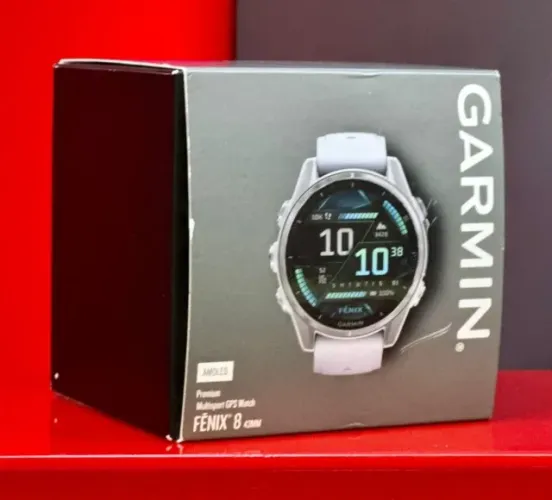 Garmin Relógio Fenix 8 AMOLED - 010-02903-00 - SILVER / WHITESTONE - 43MM - Produto Novo