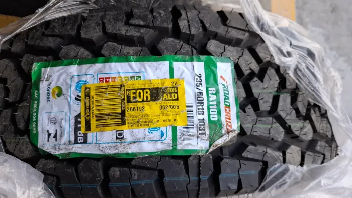 Pneu Aro 18 RoadCruza 235/60R18