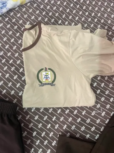 camiseta militar