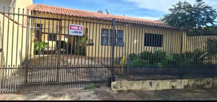 Casa Jd. São Silvestre Maringá Pr, 5 quartos, 3 banheiros