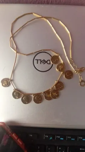 Colar antigo de moedas banhado a ouro do Hector Albertazzi 