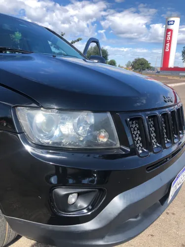 Jeep Compass Sport 2.0 16V 156cv 5P 2014