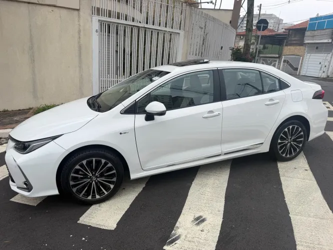 Toyota Corolla Altis Prem. Hybrid 1.8 Flex AUT 2026