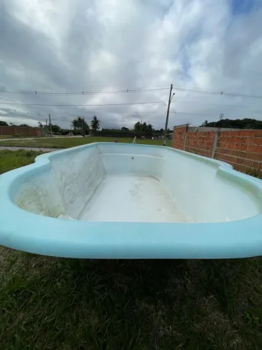 Piscina usada 7M x 3,50 x 1,40 não so casco