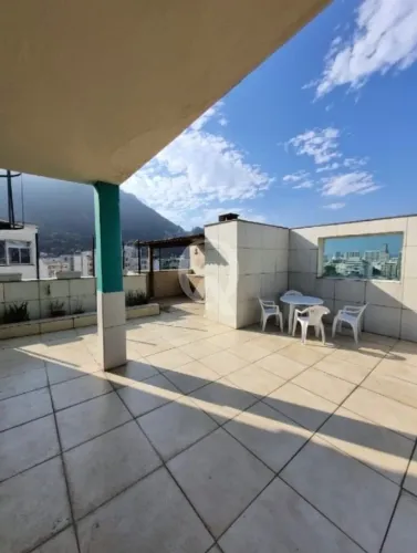 Apartamento no Humaitá 3 Quartos Reformado