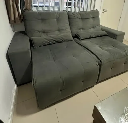 Vendo sofá retrátil e máquina de lavar (13KG) 