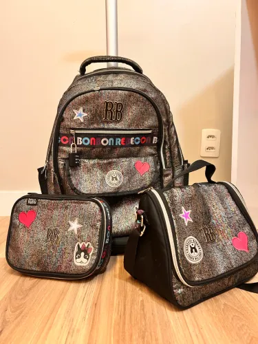 Mochila lancheira e estojo Rebeca bonbon