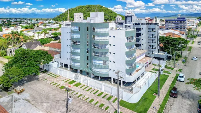 Apartamento com 3 dormitórios à venda por R$ 1.250.000,00 - Centro - Guaratuba/PR