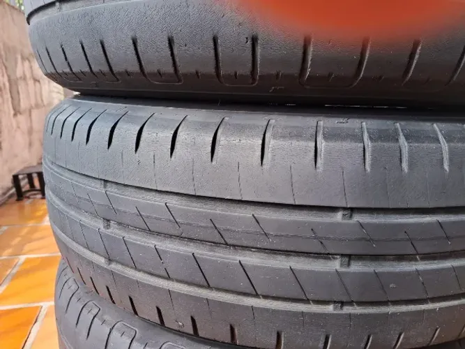 4 pneus Goodyear Efficientgrip 185/65 aro 15