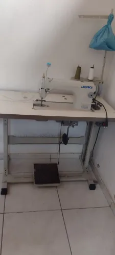 Máquina de costura ?