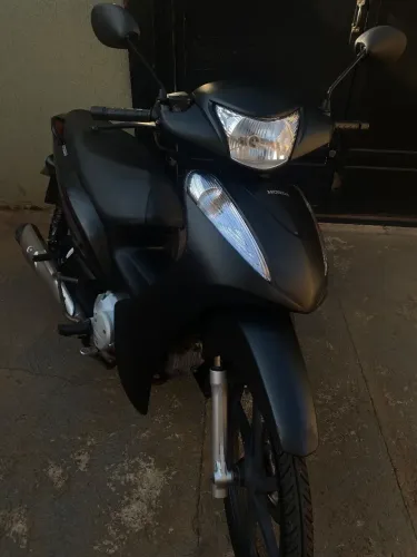 ? Honda Biz 125 ES Flex 2015<br>