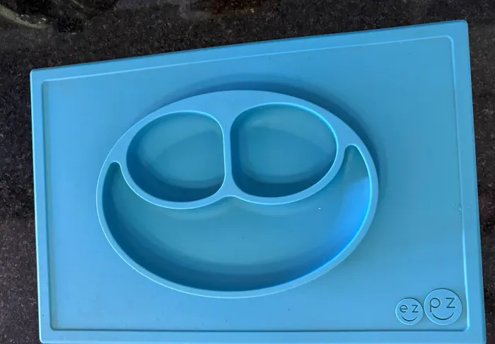 Prato infantil com toalha de silicone importado