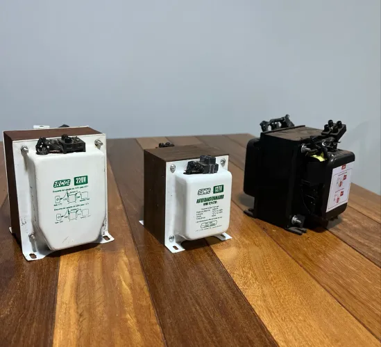 Transformador 110/220V