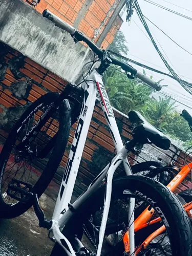 Bike GTS pro M5 track