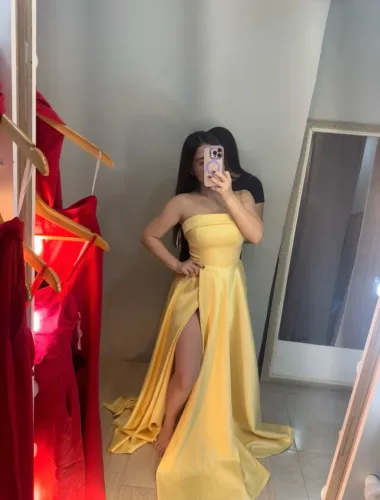  Vestido Amarelo de Festa Longo  - Elegante e Sofisticado