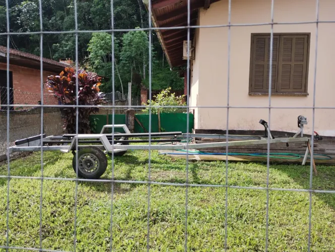 Carretinha pra barco