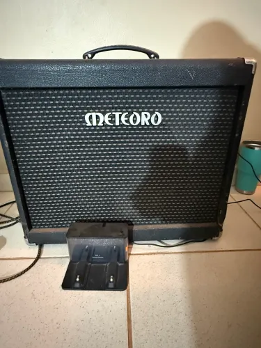 Amplificador Meteoro MGV 30