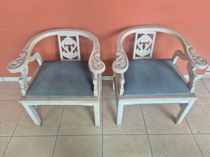 Cadeiras/poltronas de sala vintage