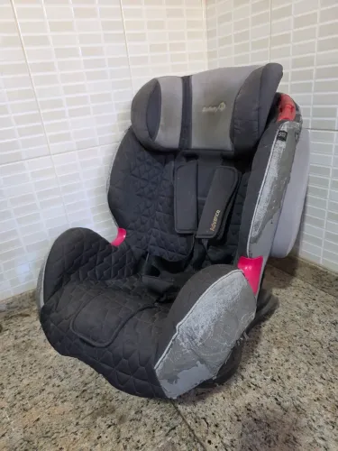 Cadeirinha de Segurança para Automóvel