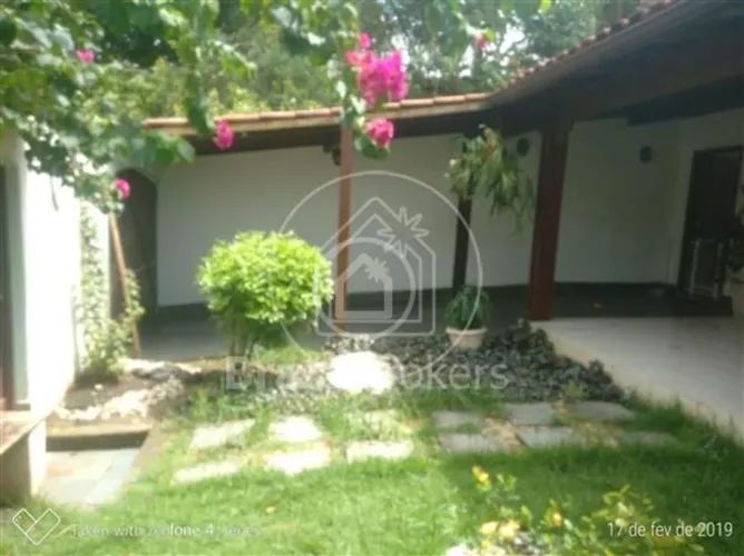 Casa de Vila à venda com 250,00m² e 5 quartos em Taquara, Rio de Janeiro - rj