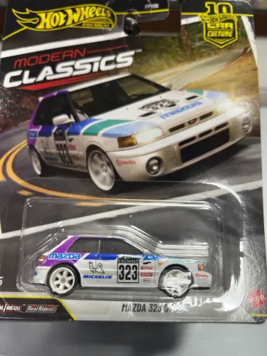 Hot wheels Premium Mazda 323 GTR