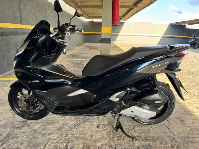 Honda PCX DLX 150 2019 | Revisada | Bateria Nova | 2 Capacetes ASX em Estado de Novo