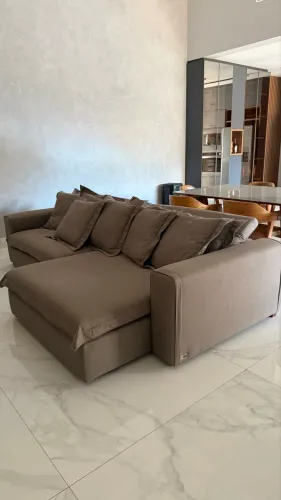 Sofá retrátil minimalista 3 metros D?Angelis 