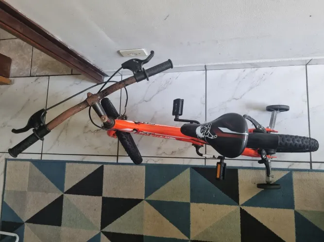 Bicicleta infantil usada 